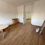 Pokládka lepeného vinylu Praha - Pankrác