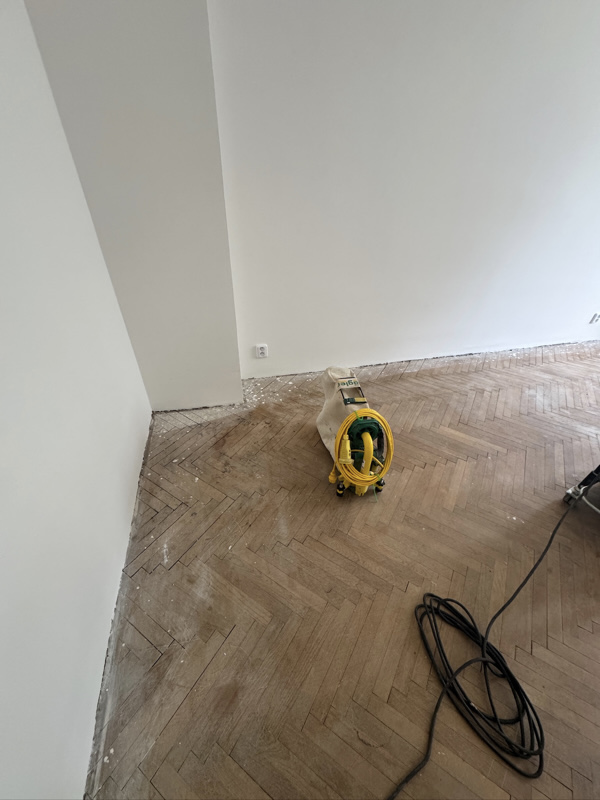 Fotografie: Začátek broušení okrajů